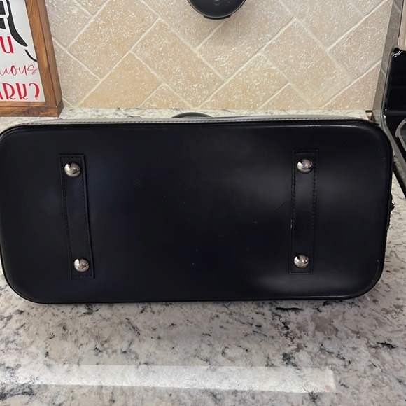 COPY - Alma Pm Epi Noir black leather Louis Vuitton tote - Picture 4 of 15